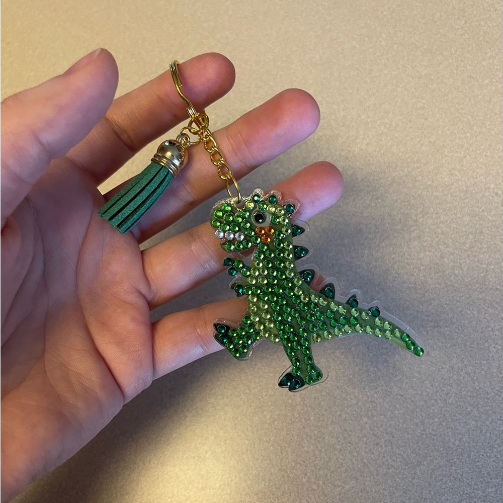Handmade Diamond Dot Keychain - Dinosaur - Picture 4 of 4